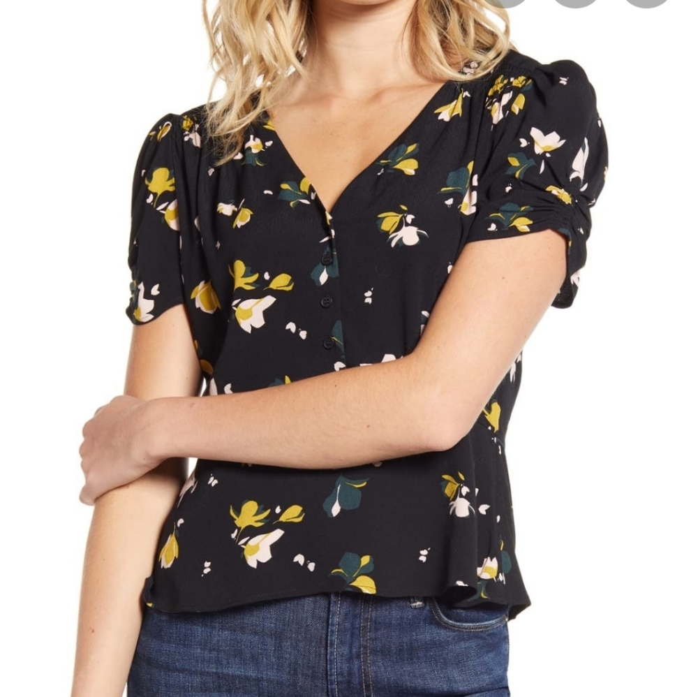 Chelsea28 floral button front peplum top nwt